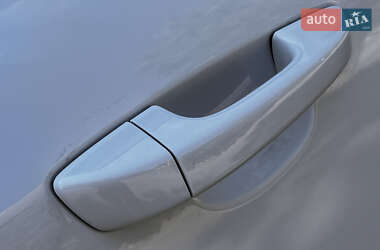 Внедорожник / Кроссовер Porsche Cayenne 2012 в 