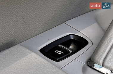 Внедорожник / Кроссовер Porsche Cayenne 2012 в 