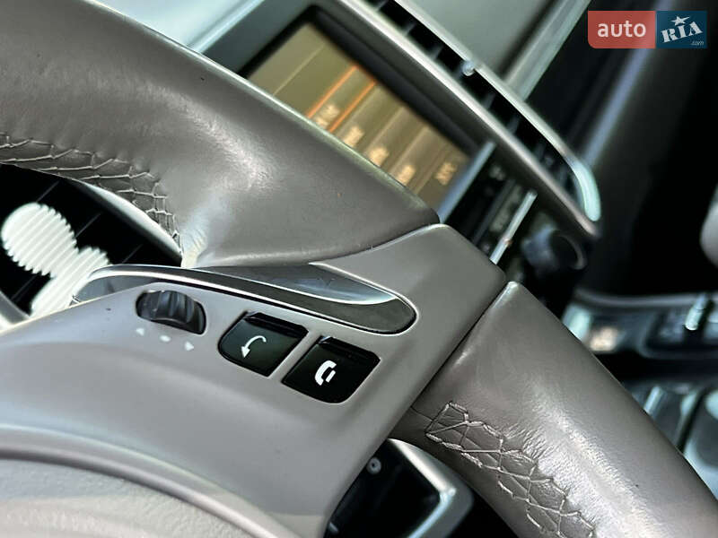Внедорожник / Кроссовер Porsche Cayenne 2012 в Ахтырке