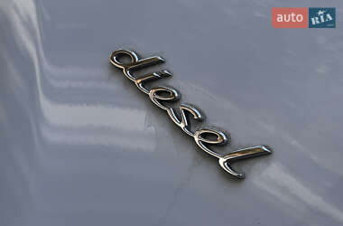 Внедорожник / Кроссовер Porsche Cayenne 2012 в 