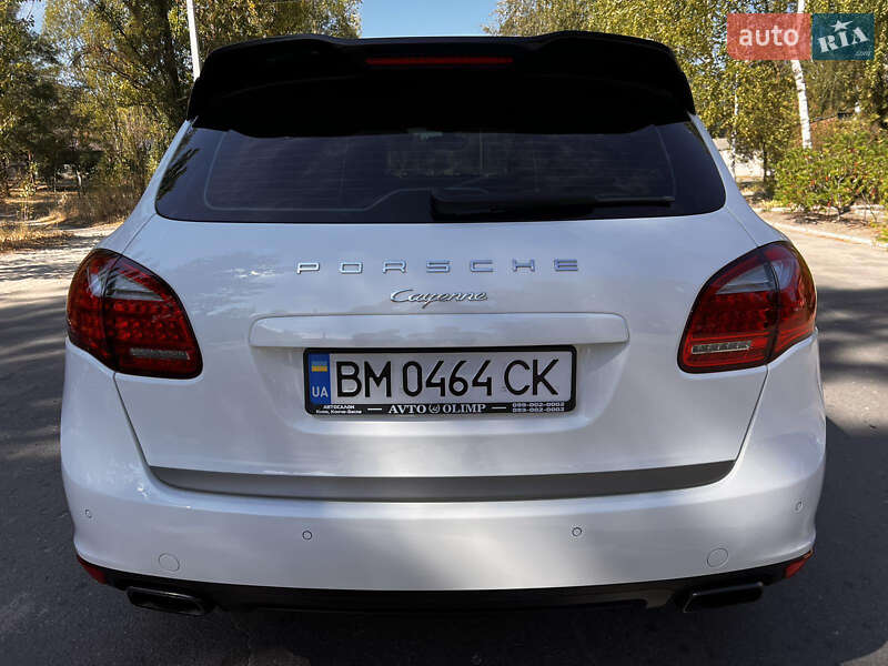 Внедорожник / Кроссовер Porsche Cayenne 2012 в Ахтырке