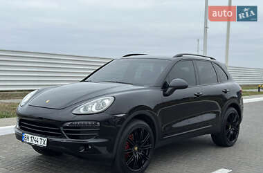 Внедорожник / Кроссовер Porsche Cayenne 2012 в Николаеве