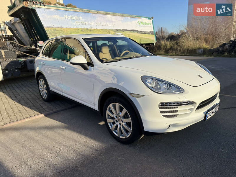 Позашляховик / Кросовер Porsche Cayenne 2013 в Самборі