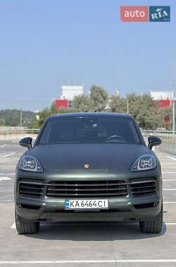Внедорожник / Кроссовер Porsche Cayenne 2019 в 
