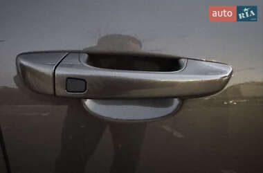 Внедорожник / Кроссовер Porsche Cayenne 2012 в 