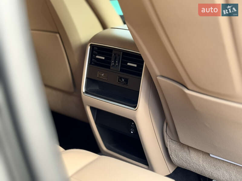 Позашляховик / Кросовер Porsche Cayenne 2021 в Києві