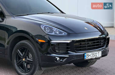 Внедорожник / Кроссовер Porsche Cayenne 2015 в Одессе