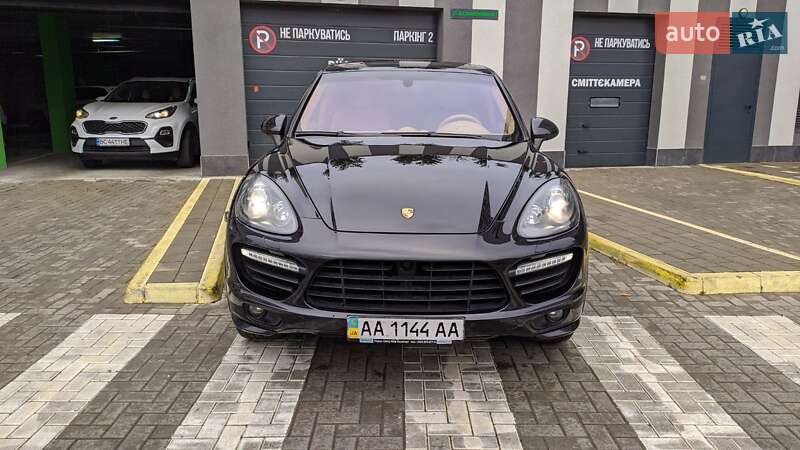 Porsche Cayenne 2013