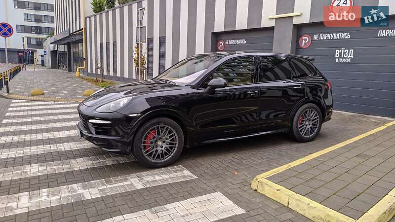 Внедорожник / Кроссовер Porsche Cayenne 2013 в Львове