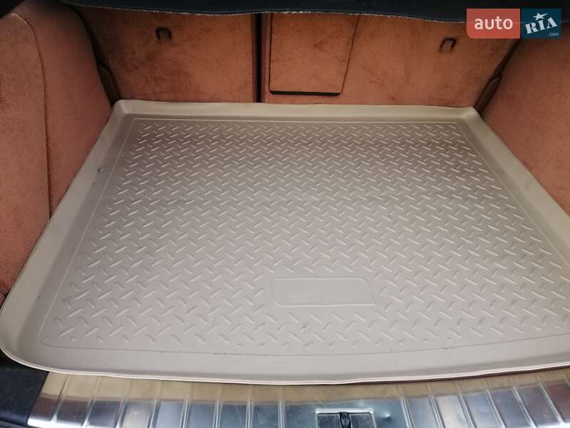 Позашляховик / Кросовер Porsche Cayenne 2008 в Києві