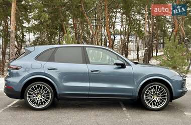 Внедорожник / Кроссовер Porsche Cayenne 2018 в Киеве