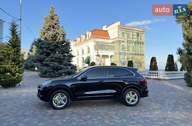 Внедорожник / Кроссовер Porsche Cayenne 2015 в Одессе