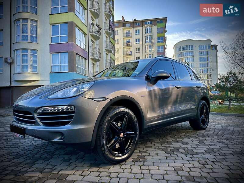Внедорожник / Кроссовер Porsche Cayenne 2014 в Ивано-Франковске