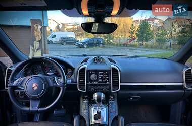 Позашляховик / Кросовер Porsche Cayenne 2014 в 