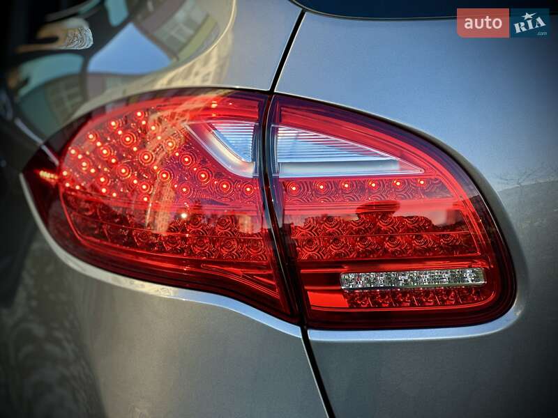 Внедорожник / Кроссовер Porsche Cayenne 2014 в Ивано-Франковске