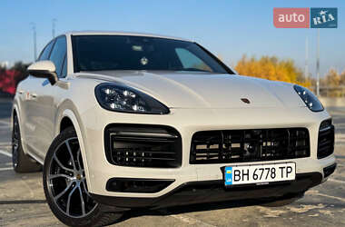 Позашляховик / Кросовер Porsche Cayenne 2022 в Києві