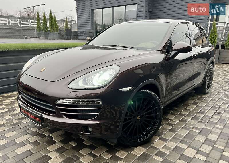 Внедорожник / Кроссовер Porsche Cayenne 2013 в Киеве