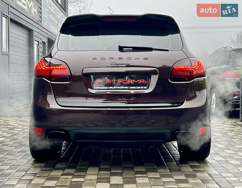 Внедорожник / Кроссовер Porsche Cayenne 2013 в Киеве