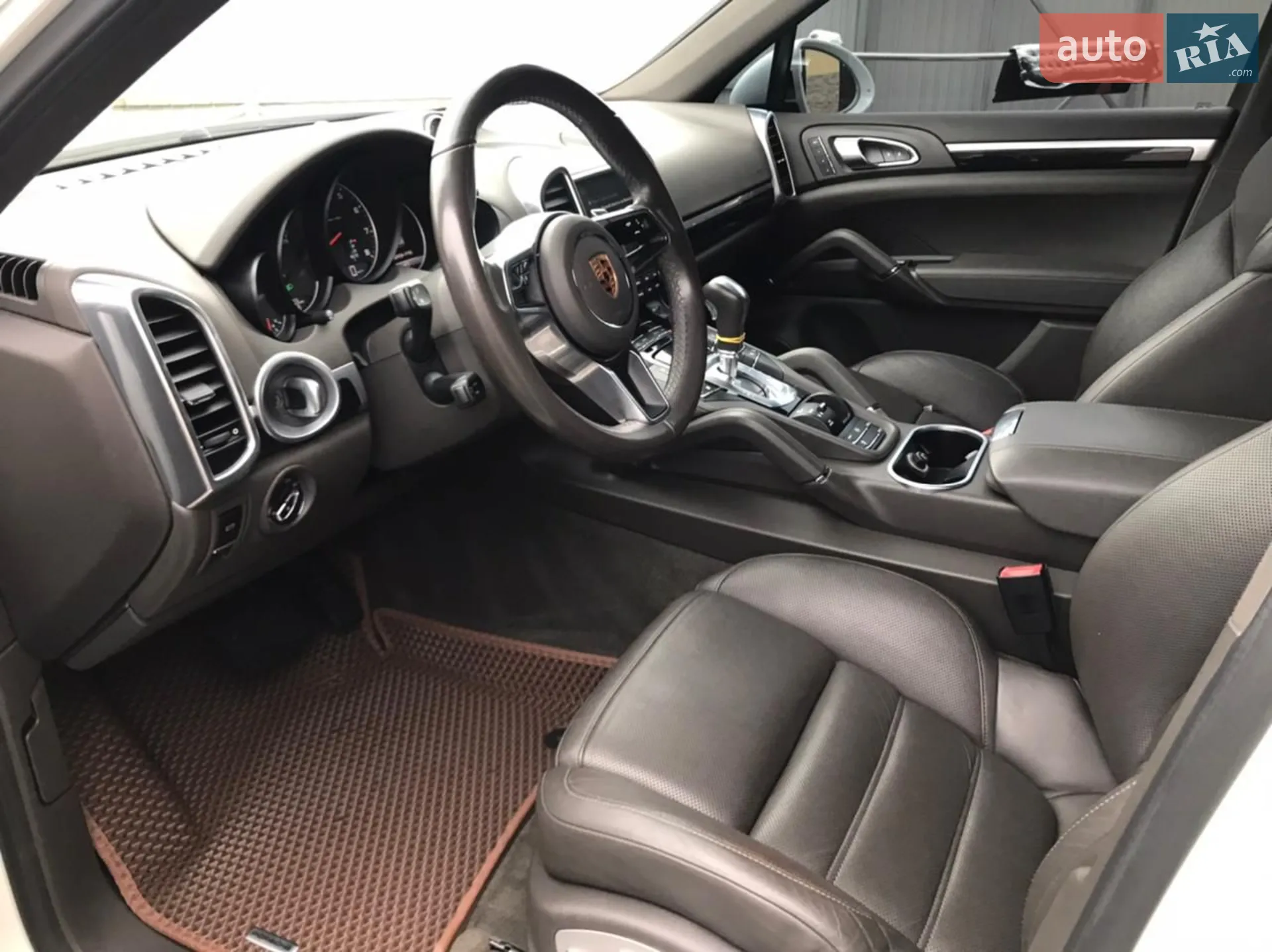 2017 Porsche Cayenne - мініатюра 18