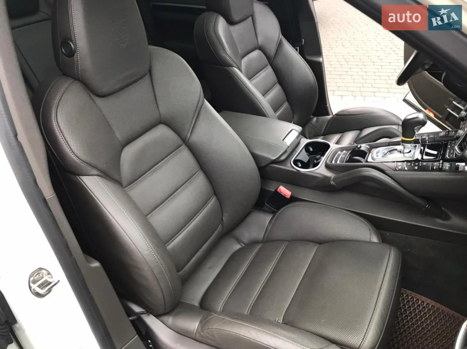 2017 Porsche Cayenne - мініатюра 42