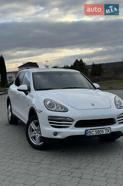 Позашляховик / Кросовер Porsche Cayenne 2012 в Львові