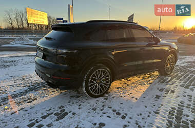 Позашляховик / Кросовер Porsche Cayenne 2019 в Києві