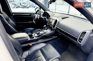 Позашляховик / Кросовер Porsche Cayenne 2011 в 