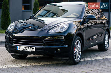 Внедорожник / Кроссовер Porsche Cayenne 2012 в Ивано-Франковске