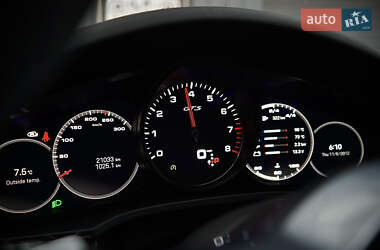 Внедорожник / Кроссовер Porsche Cayenne 2022 в 