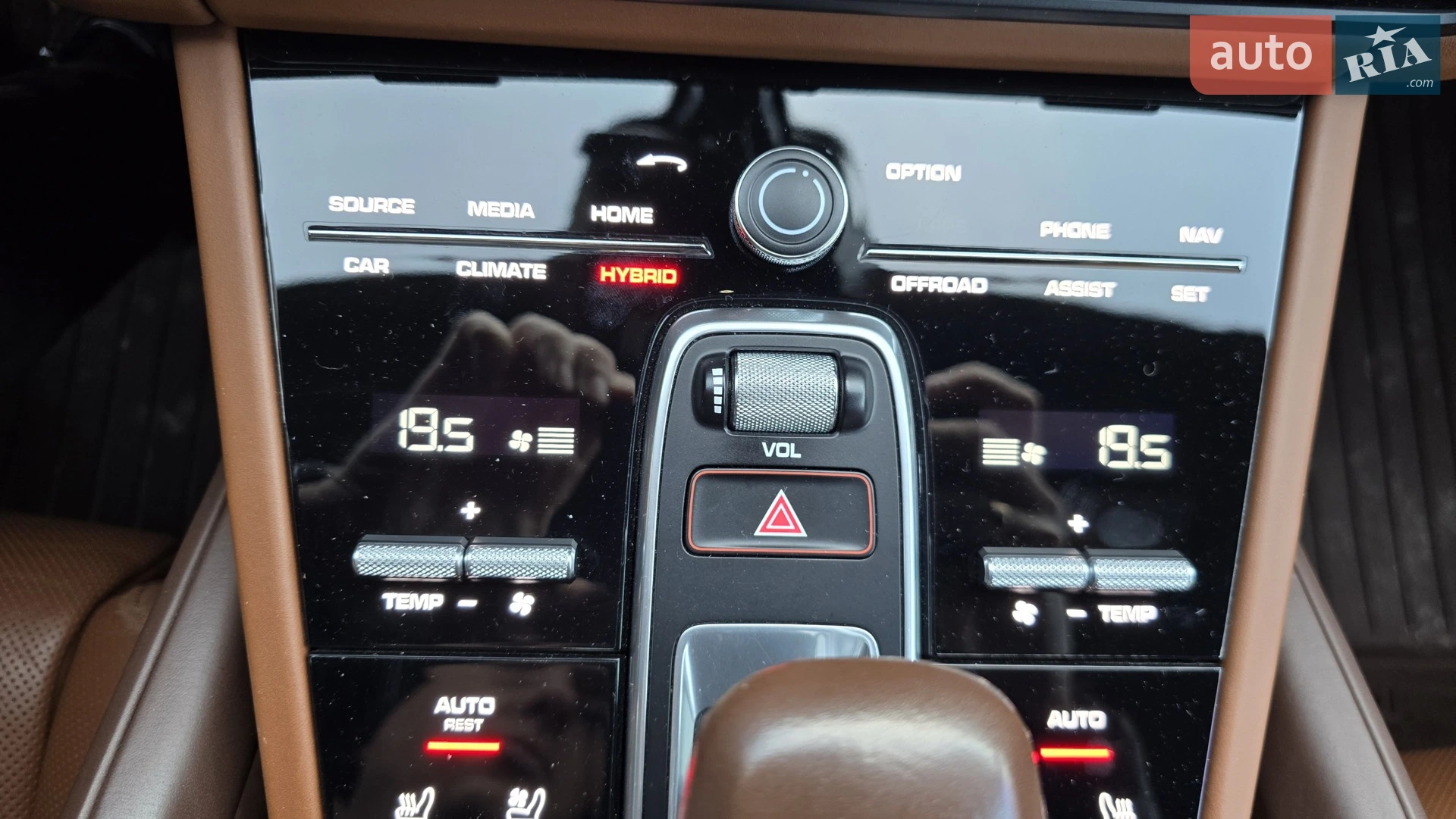 2019 Porsche Cayenne - мініатюра 12