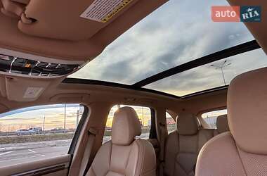 Внедорожник / Кроссовер Porsche Cayenne 2012 в 