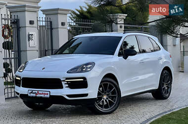 Позашляховик / Кросовер Porsche Cayenne 2018 в Одесі