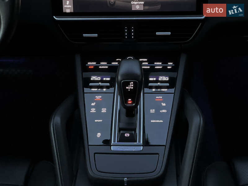 Позашляховик / Кросовер Porsche Cayenne 2018 в Одесі