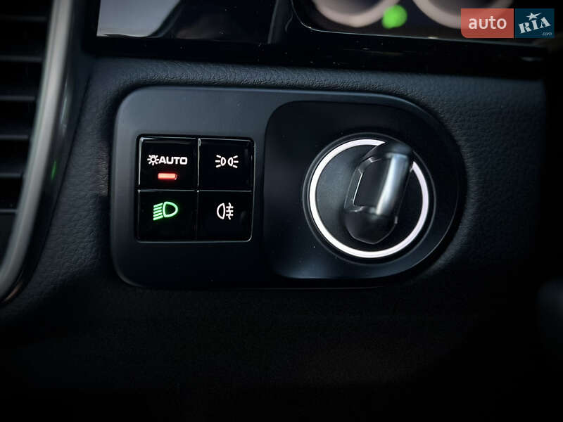 Позашляховик / Кросовер Porsche Cayenne 2018 в Одесі