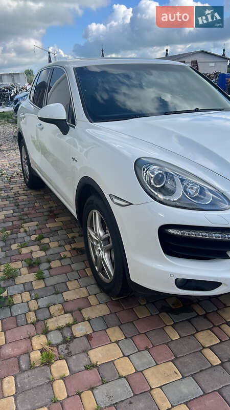 Внедорожник / Кроссовер Porsche Cayenne 2014 в Василькове