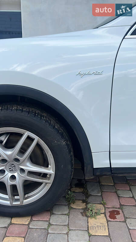 Внедорожник / Кроссовер Porsche Cayenne 2014 в Василькове