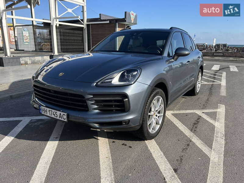 Внедорожник / Кроссовер Porsche Cayenne 2018 в Одессе