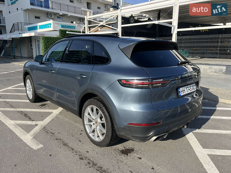 Внедорожник / Кроссовер Porsche Cayenne 2018 в Одессе