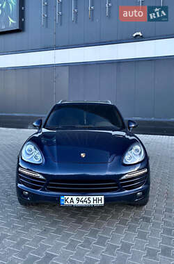 Внедорожник / Кроссовер Porsche Cayenne 2012 в Киеве