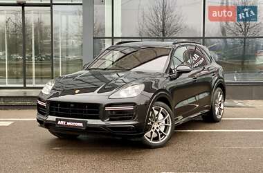 Позашляховик / Кросовер Porsche Cayenne 2019 в Києві