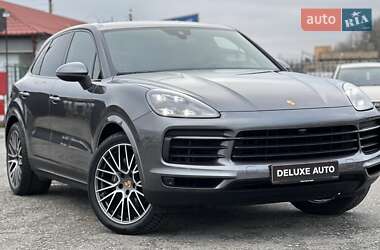 Внедорожник / Кроссовер Porsche Cayenne 2021 в Киеве