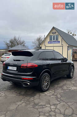 Позашляховик / Кросовер Porsche Cayenne 2017 в 