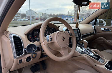 Внедорожник / Кроссовер Porsche Cayenne 2011 в Смеле