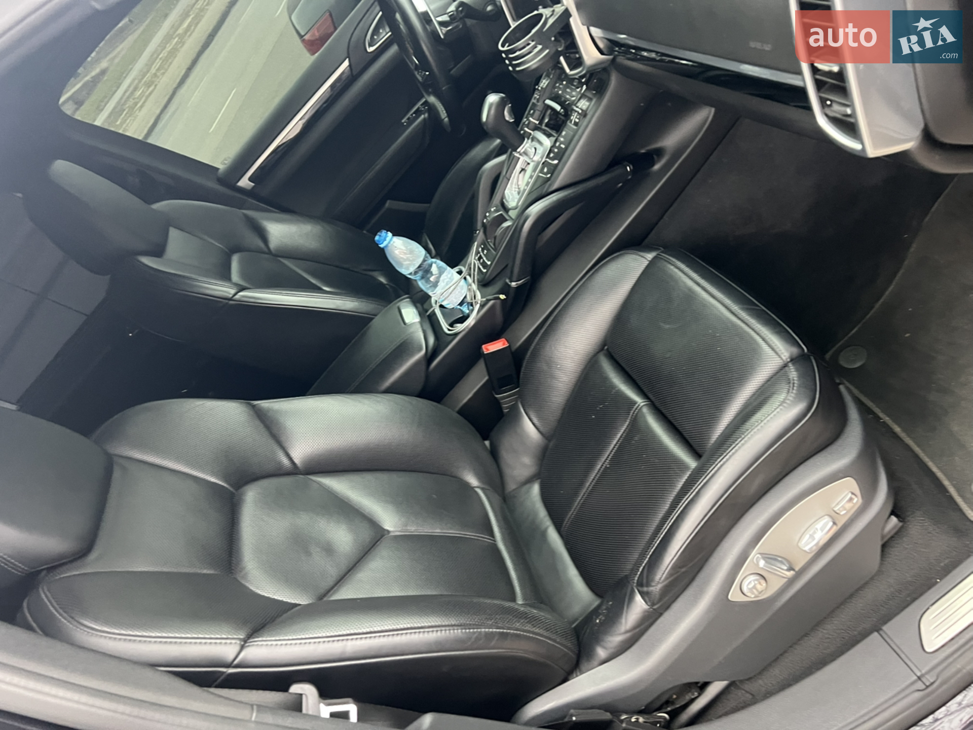 2016 Porsche Cayenne - мініатюра 5