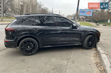 Внедорожник / Кроссовер Porsche Cayenne 2016 в Одессе