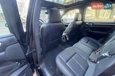 Позашляховик / Кросовер Porsche Cayenne 2014 в 
