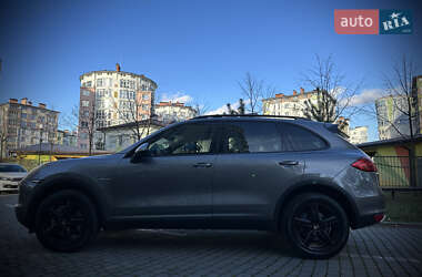 Позашляховик / Кросовер Porsche Cayenne 2013 в Івано-Франківську