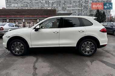 Внедорожник / Кроссовер Porsche Cayenne 2010 в Киеве