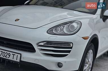 Позашляховик / Кросовер Porsche Cayenne 2012 в Львові