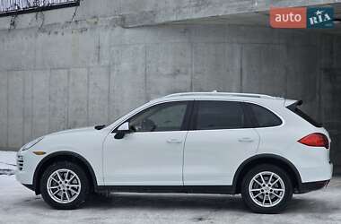 Позашляховик / Кросовер Porsche Cayenne 2012 в Львові